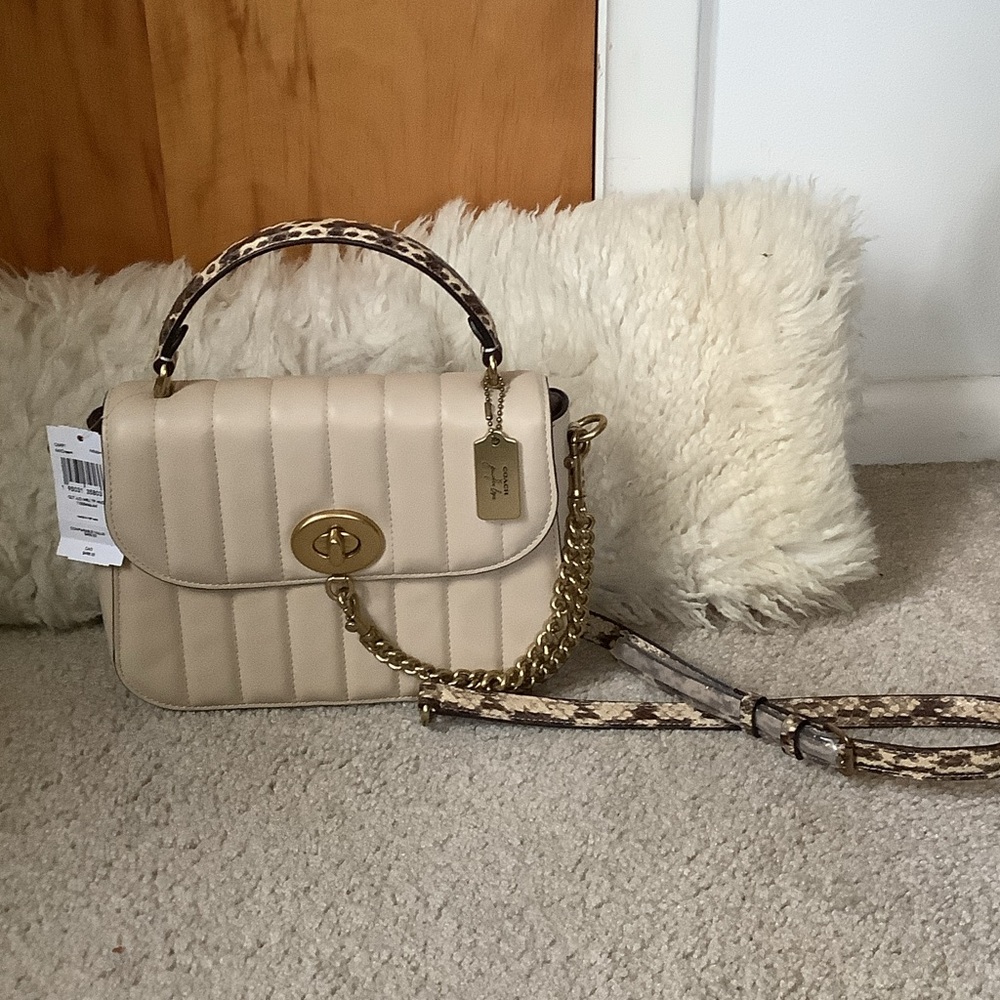 Coach  x Jennifer Lopez Cream Shoulder Bag with Gold Chain